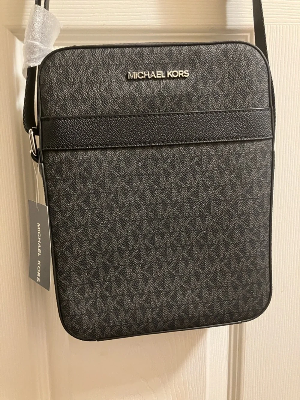 Michael Kors Black Signature Monogram Crossbody Messenger - Picture 2 of 8